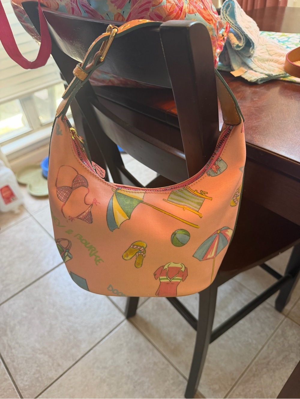 Peach Beach-Print Shoulder Bag - Women